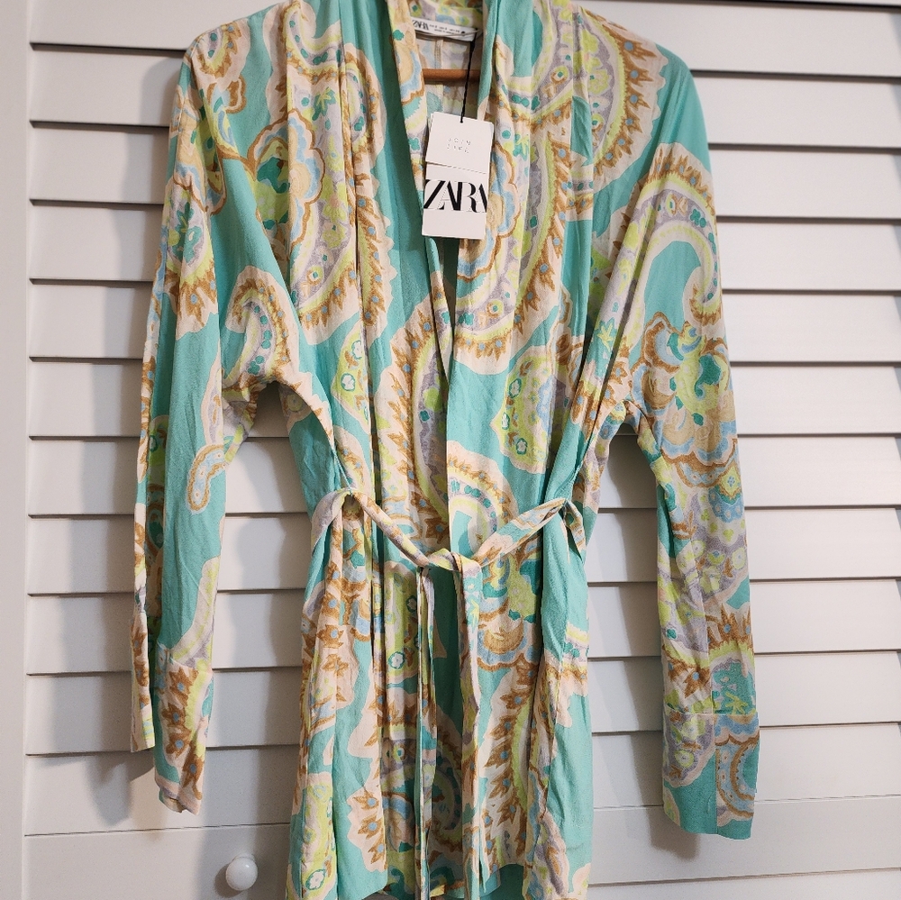 ZARA  NWT  Trendy Beautiful Bloggers Favorite waist-tie soft blazer / cover-up